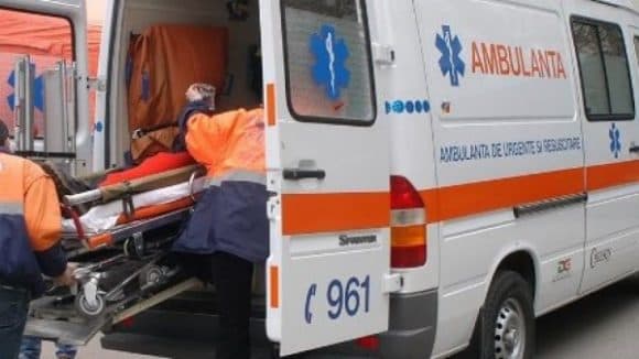 Accident Rutier în Olt - Copil de 12 Ani Lovit pe Trecerea de Pietoni, Transportat de Urgență la Spital